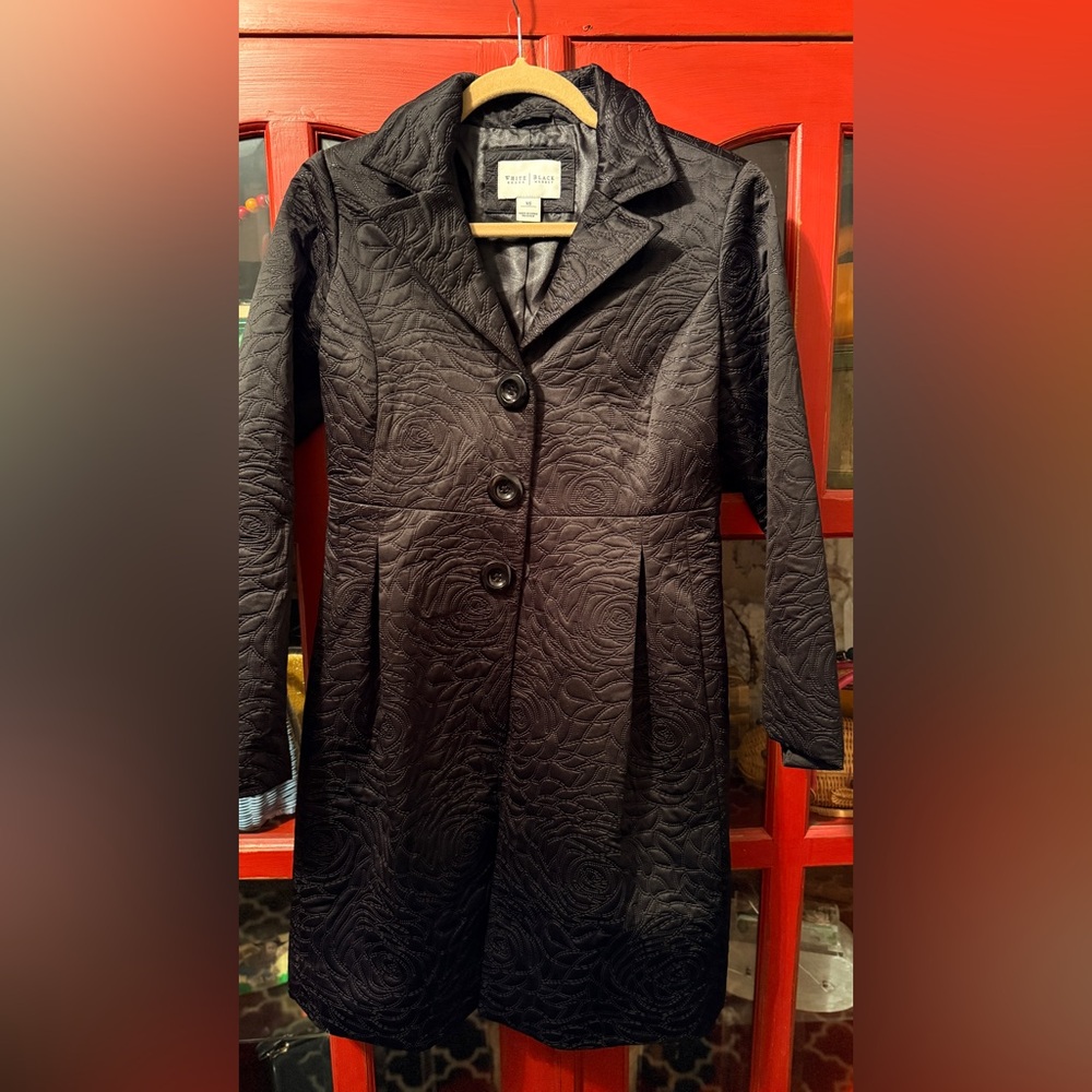 White House Black Market Black Quilted Long Coat/blazer